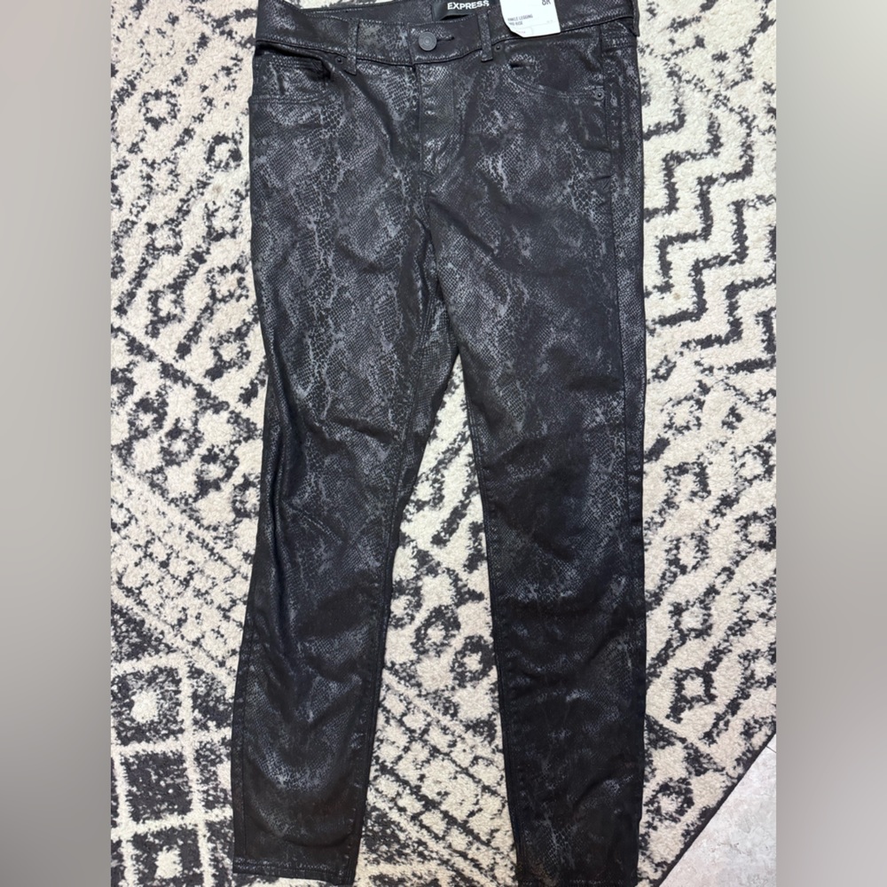 Black metallic snake print ankle legging mid rise jeans from express.
